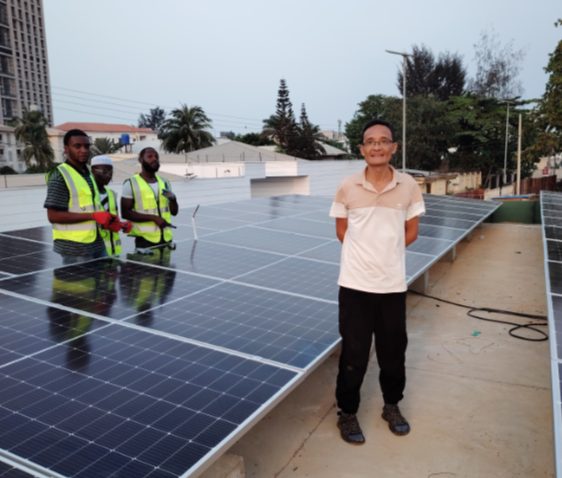 Rooftop solar installation with technician team